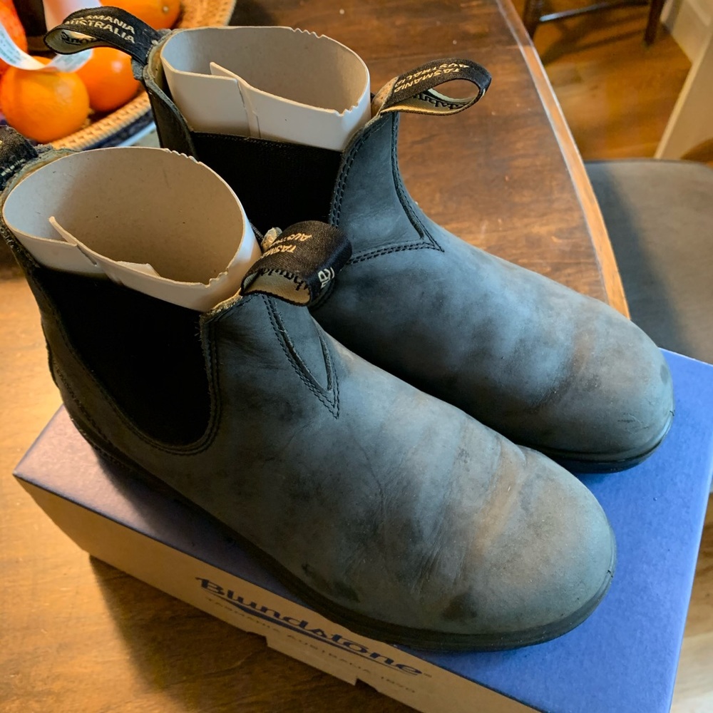 Blundstone boots US 11/ AU 8